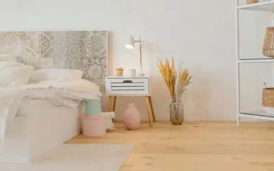 La tête de lit, c’est fini ! Voici la tendance 2025 qui la remplacera