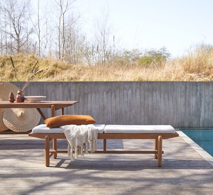 Soleil, confort et petits prix : les 6 canapés de jardin qui font sensation