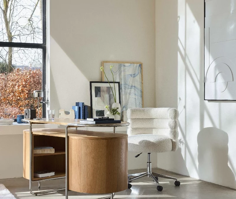 Vous cherchez LE bureau design et pratique à intégrer à la rentrée ? On vous dit tout !