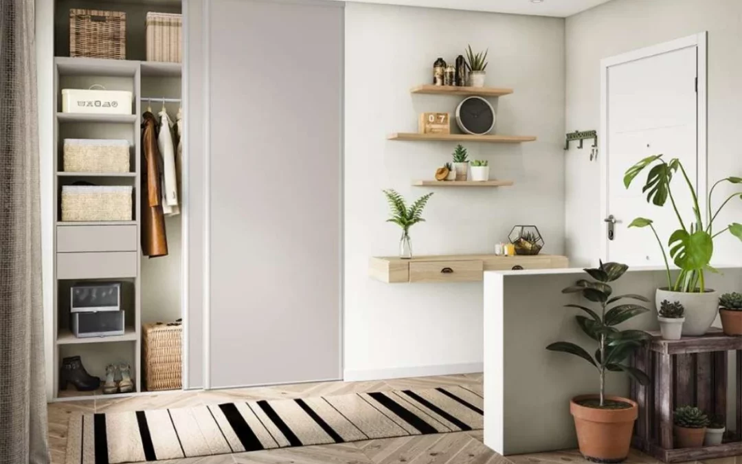 Dressing dans un couloir : les 10 meilleures idées d’architectes